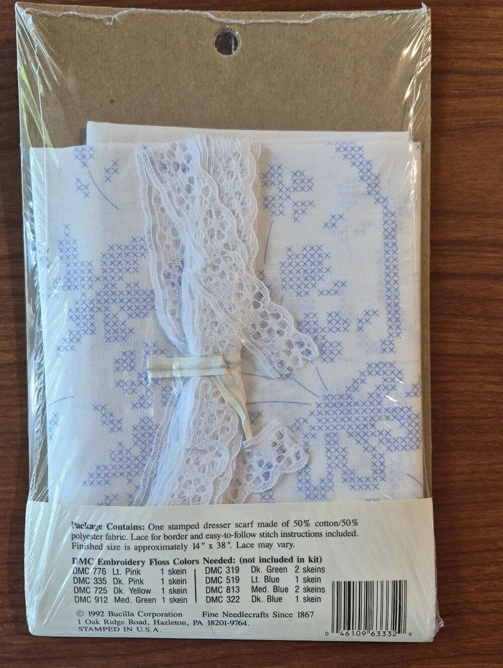 Vintage Dresser Scarf Bucilla 63332 Stamped Cross Stitch Bridal Bouquet 1992 NEW